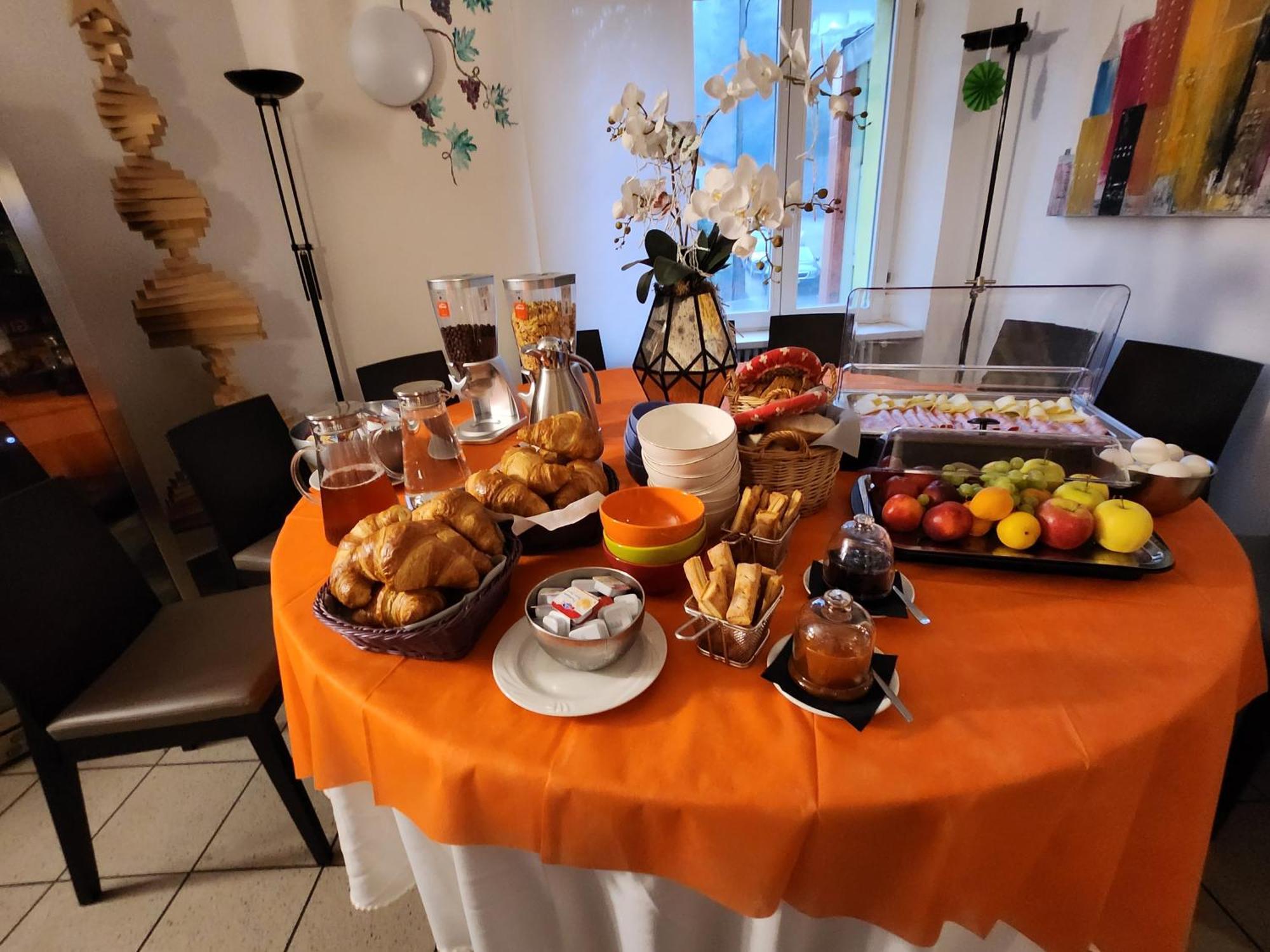 Hotel Ristorante Camoghe Isone Экстерьер фото